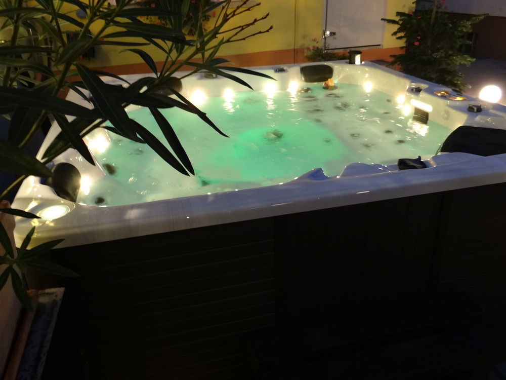 Hotel Schuetzenhof Spa Garden Buerstadt ภายนอก รูปภาพ